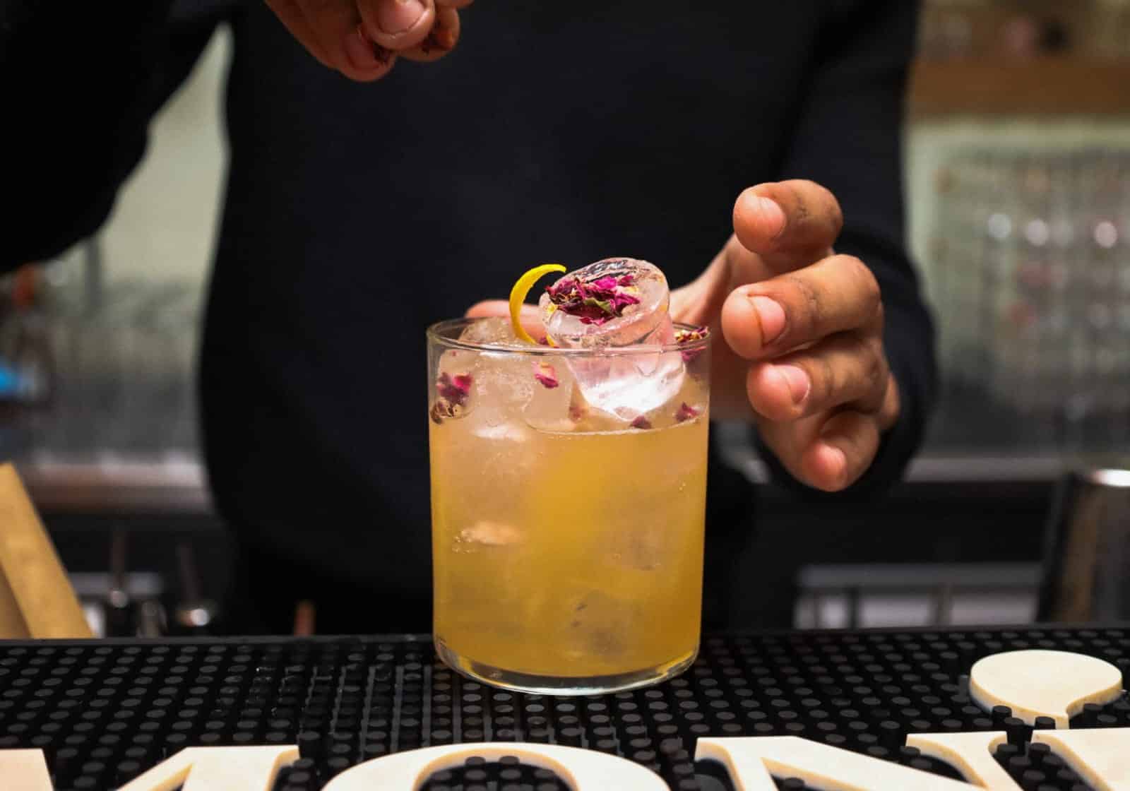 Pétales de roses séchés – Image 4